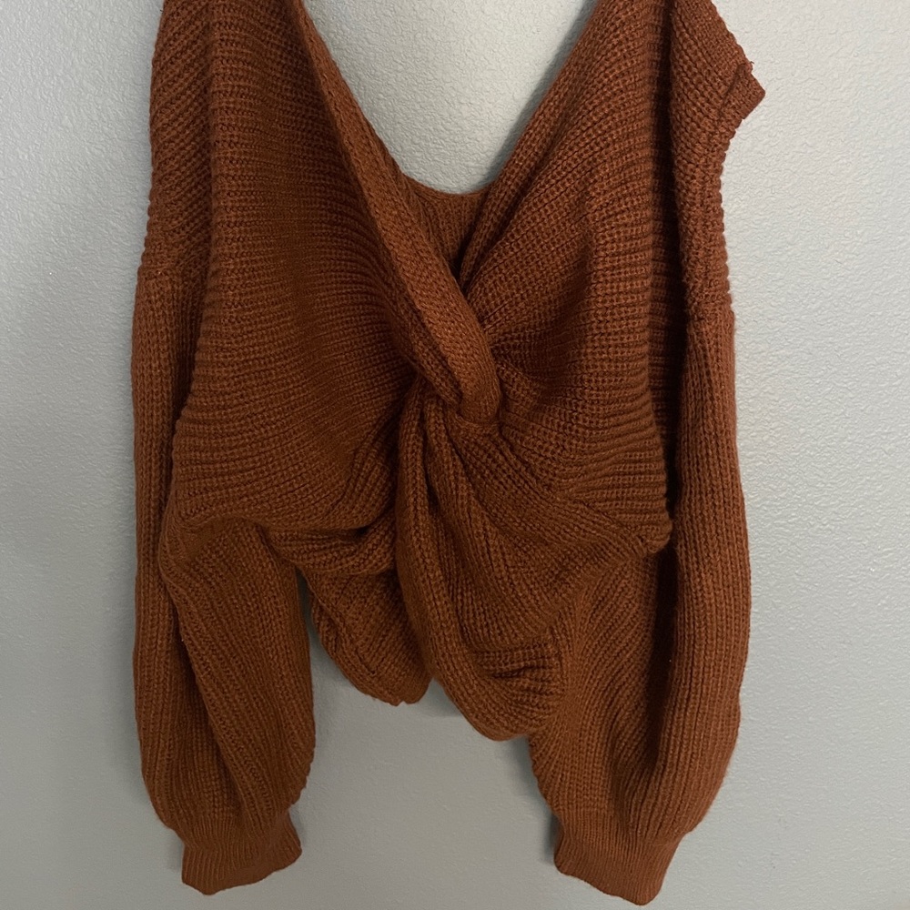 Small Cropped Sweater